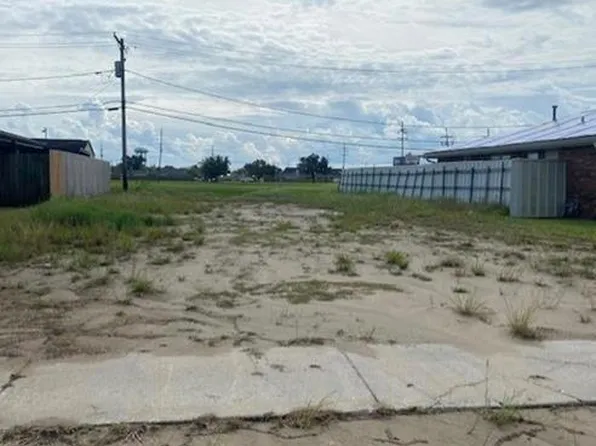 4008 Mistrot St, Meraux, LA 70075