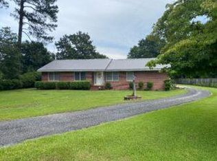 464 Bay Ave, Edison, GA 39846