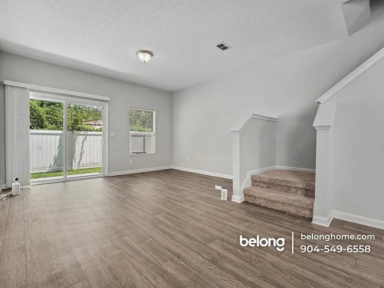 8121 Cheryl Ann Ln — Photo 15