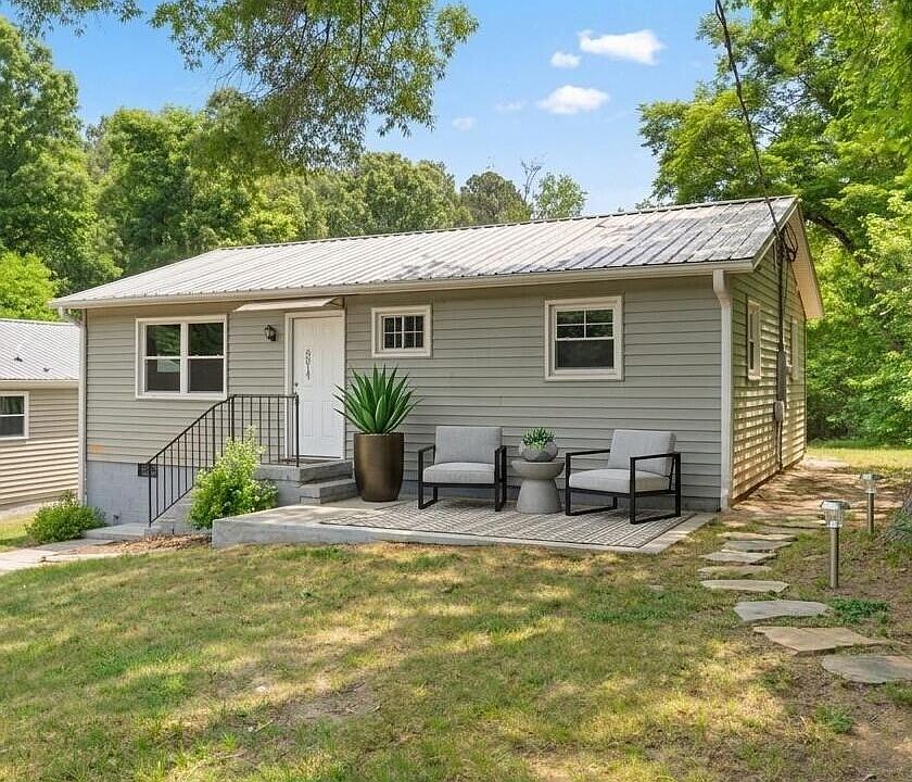 1st image of 3014 Ruth St