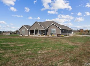 1006 Stone Creek Rd, Farmington, MO 63640