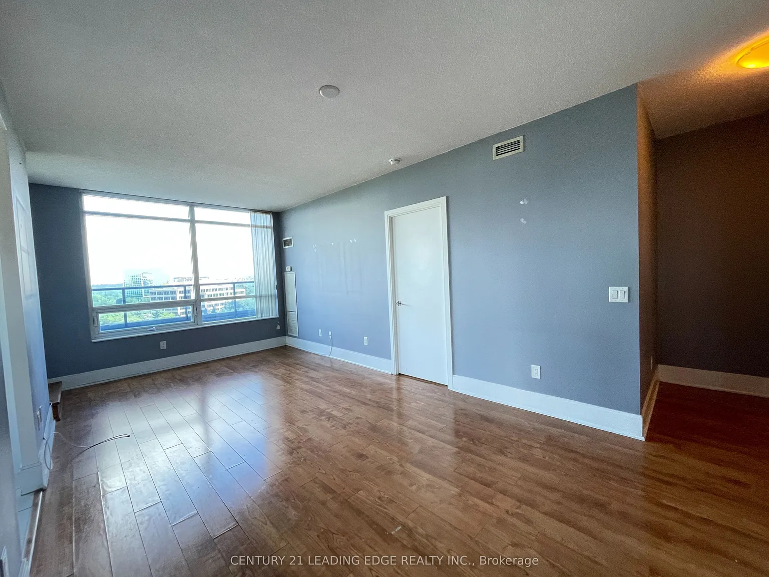 3 bed, $3,100 — Photo 3