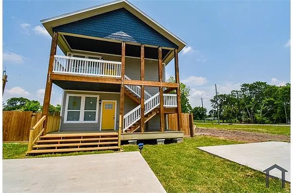 Building Photo - 4221 Alvin St #B