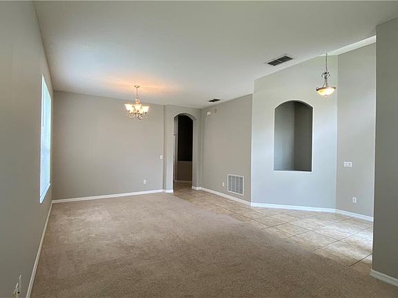 4th image of 10214 Cinchwood Ln