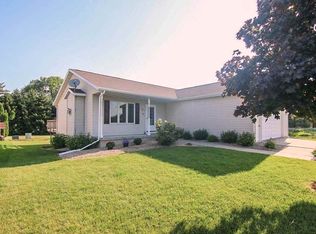 111 Terrace Ct, Oregon, WI 53575