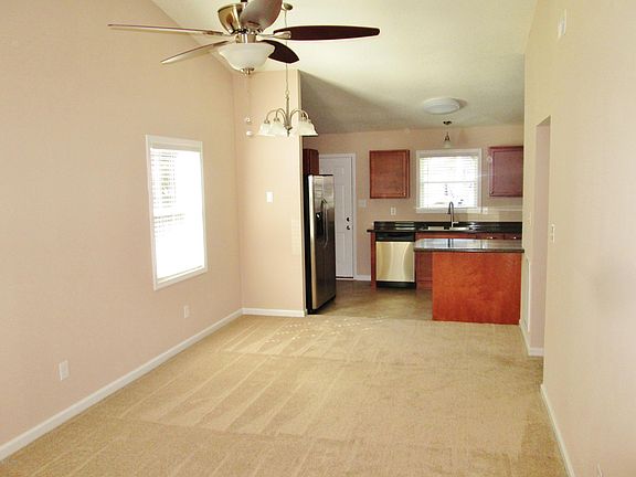 5th image of 178 + 180 Village Circle
