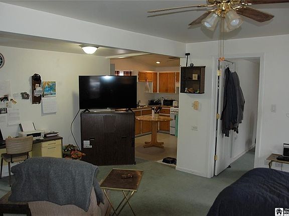 3rd image of 20 Olive Ave