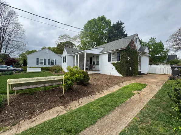 2325 Walker Ave #1-B, Winston Salem, NC 27103
