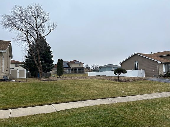 4th image of 18619 Laramie Rd