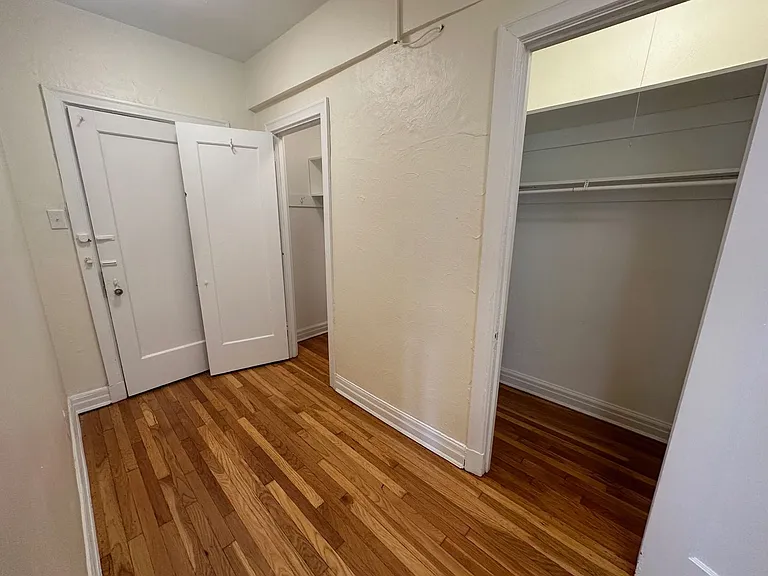 New King Edward Apartments — Photo 278