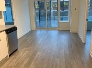 212 King William St #312, Hamilton, ON L8R 1B1