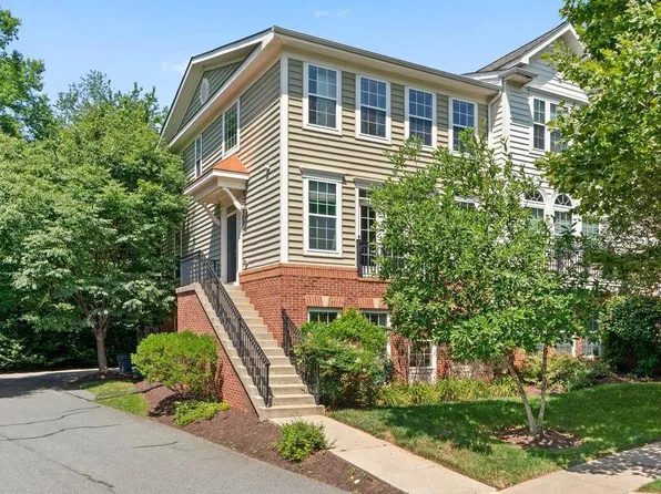 17710 Phelps Hill Ln, Derwood, MD 20855