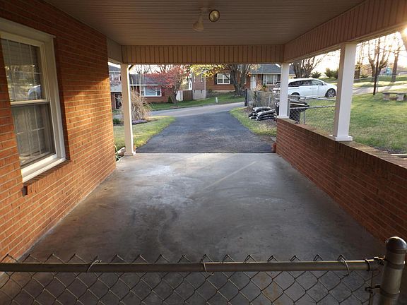 3rd image of 2973 Neil Dr