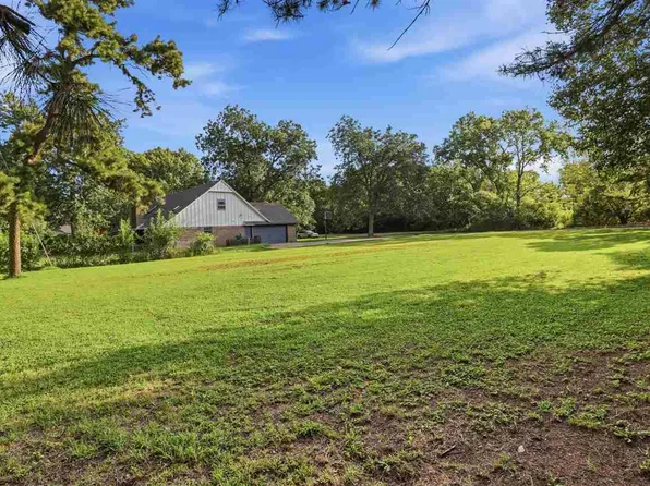 1410 N Wildwood Dr, Stillwater, OK 74075