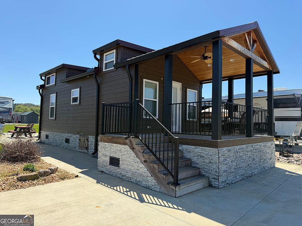 1st image of 449 Mountain Creek Rd #197