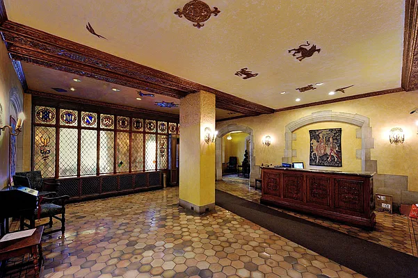 Sold by Compass | media 4