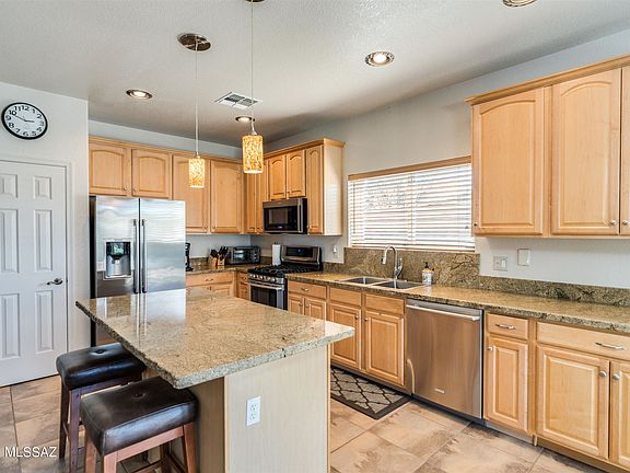 4th image of 13765 E Oxmoor Valley Dr