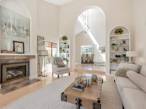 6 Portofino Cir, Redwood City, CA 94065