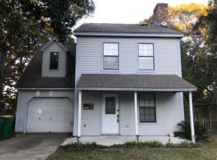 17 Winfield Way, Mary Esther, FL 32569