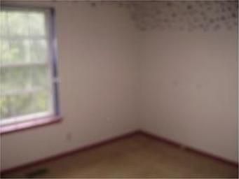 4th image of 1842 Gates Dr W