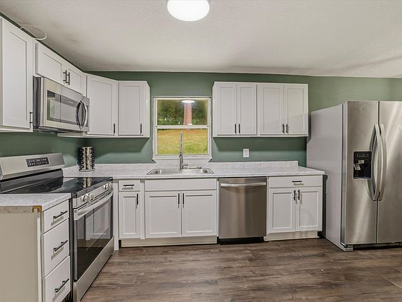 3rd image of 2007 Rosedale Dr