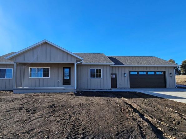 808 Hillside Dr, Estelline, SD 57234
