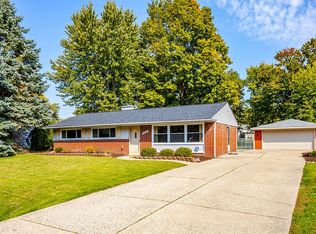 23934 E Le Bost, Novi, MI 48375