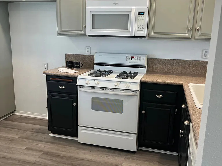 1857 W Falmouth Ave — Photo 4