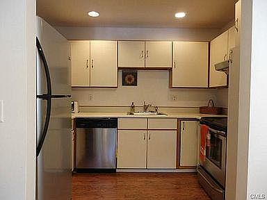 5th image of 3200 Madison Ave #C26