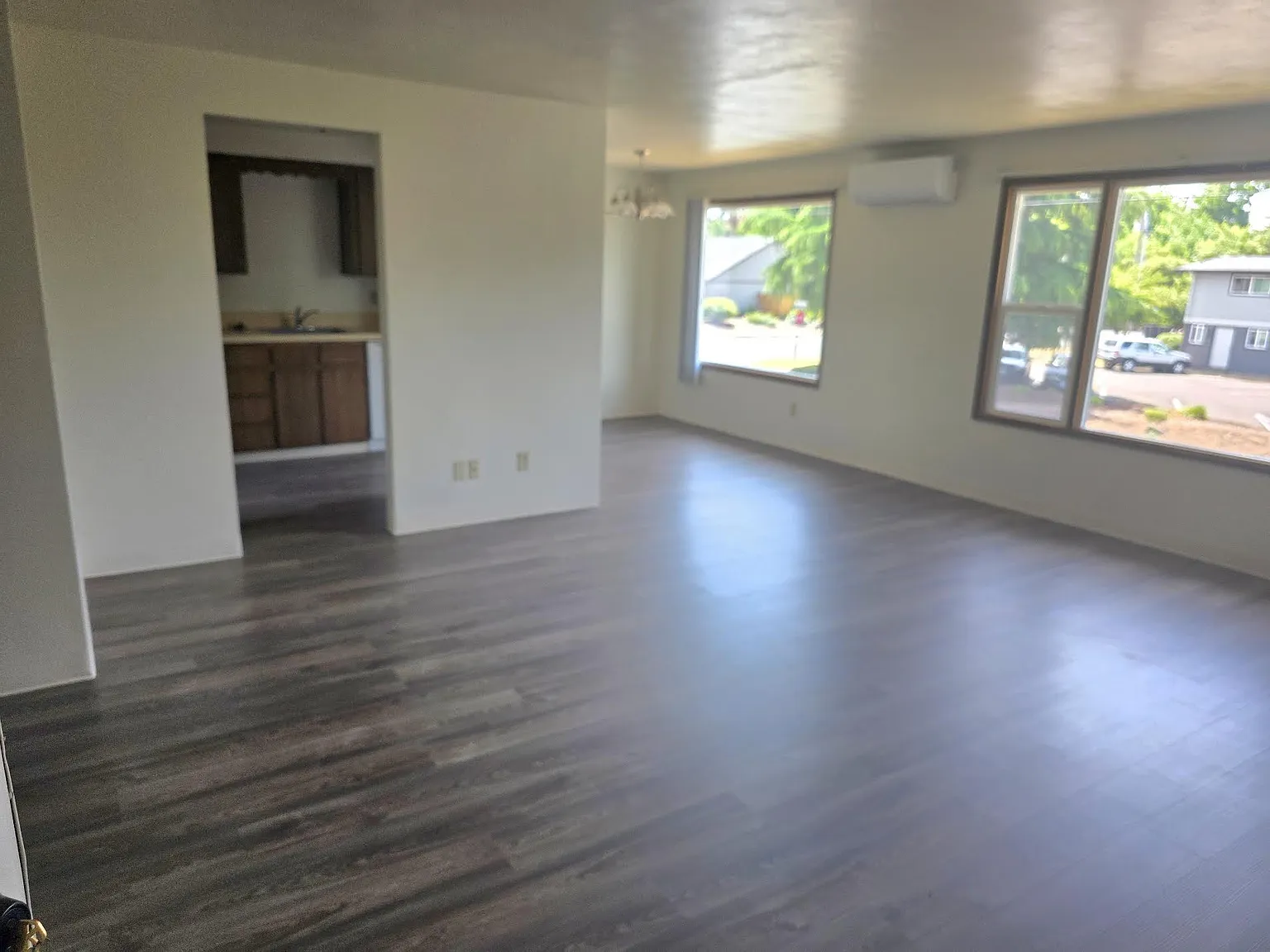 2 bed, 850 sqft, $1,375 — Photo 3