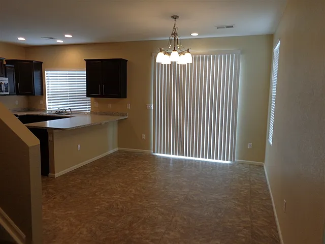 5550 N Lisbon St — Photo 4