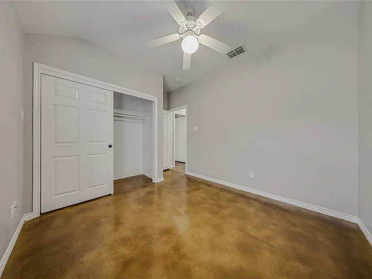6630 Rhine Dr #B — Photo 21
