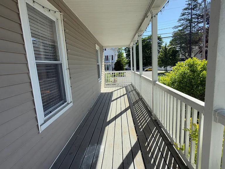 1396 Bridge St #1 — Photo 3