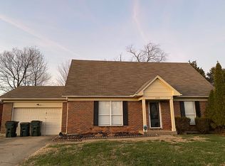 4206 Seagrape Rd, Jeffersontown, KY 40299