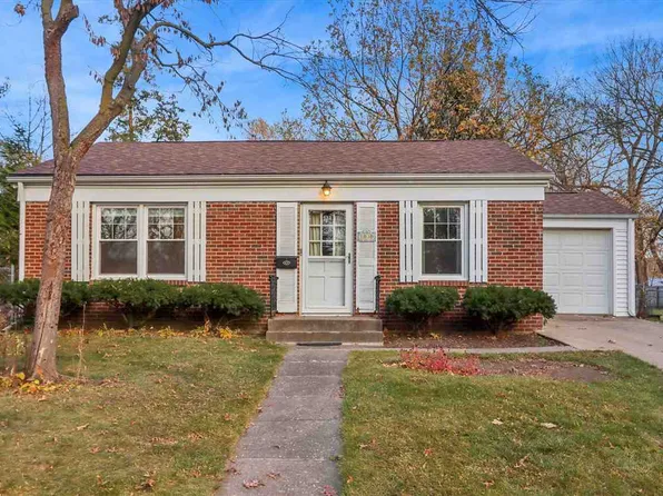 1030 Marcy St, Iowa City, IA 52240