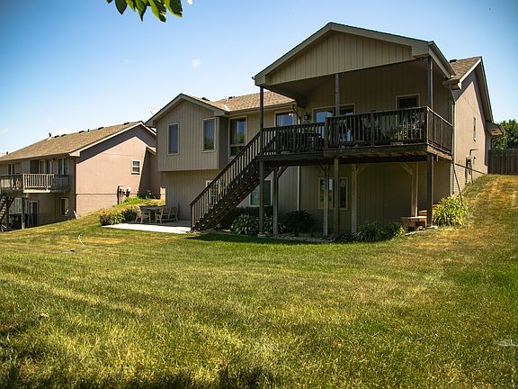 3rd image of 12518 S 218th Ave