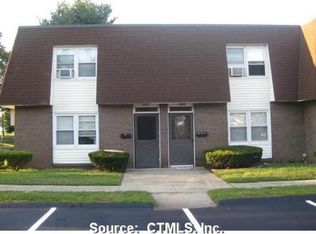 135 Kenneth St, East Haven, CT 06512