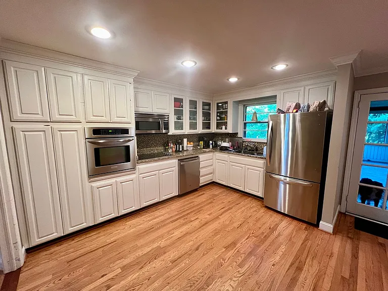 3641 Foxhall Rd — Photo 6