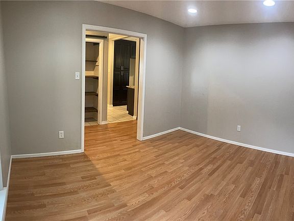 3rd image of 1128 Adeline St