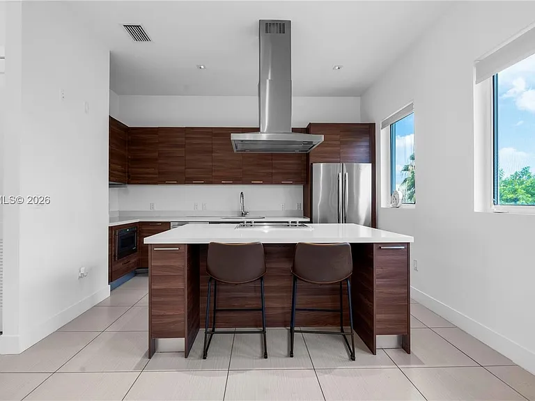 9187 NW 33rd St — Photo 9