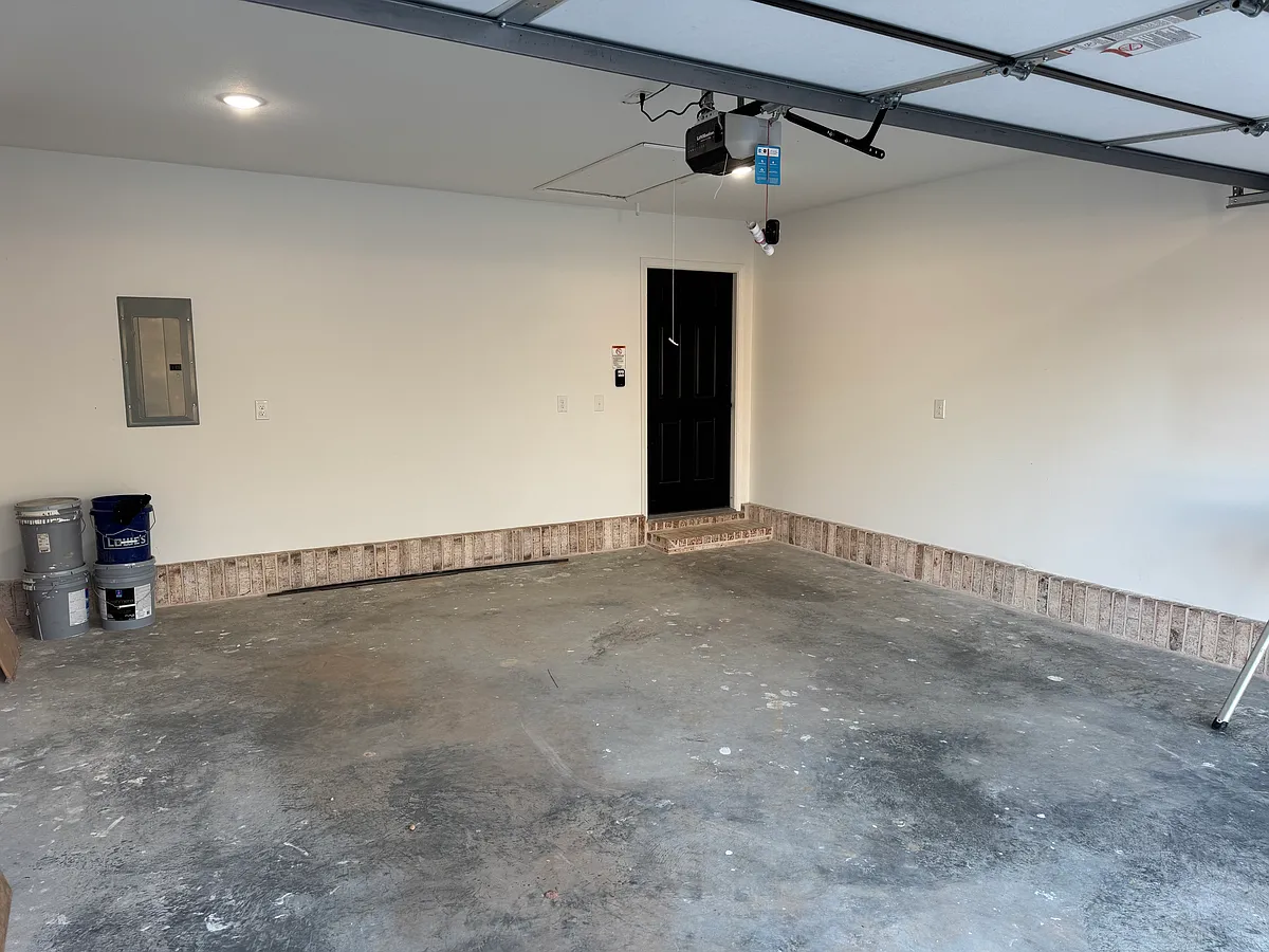 Building Photo - 2306 Rector Rd