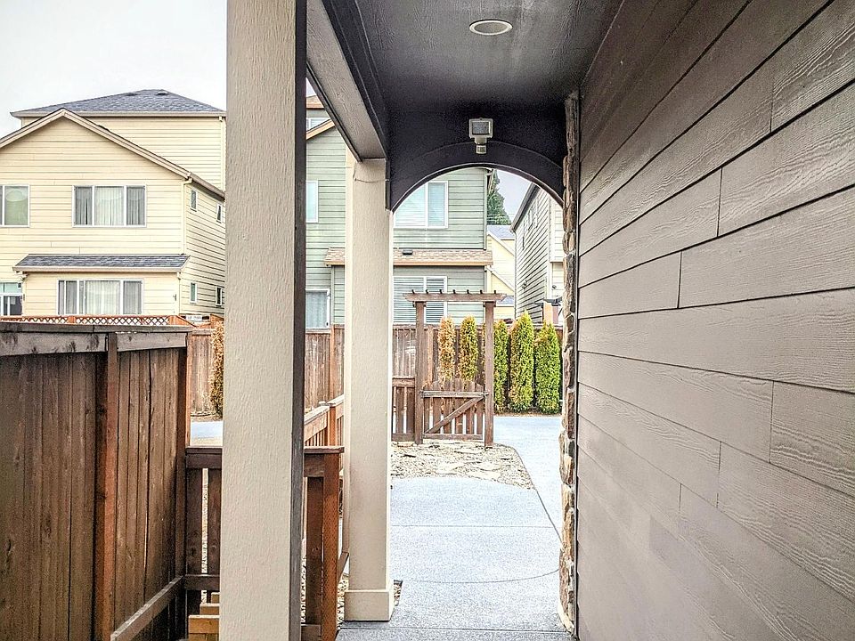 Covered Front Porch