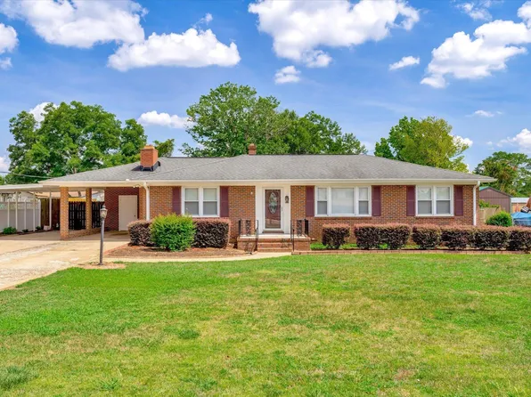 202 Berea Heights Rd, Greenville, SC 29617