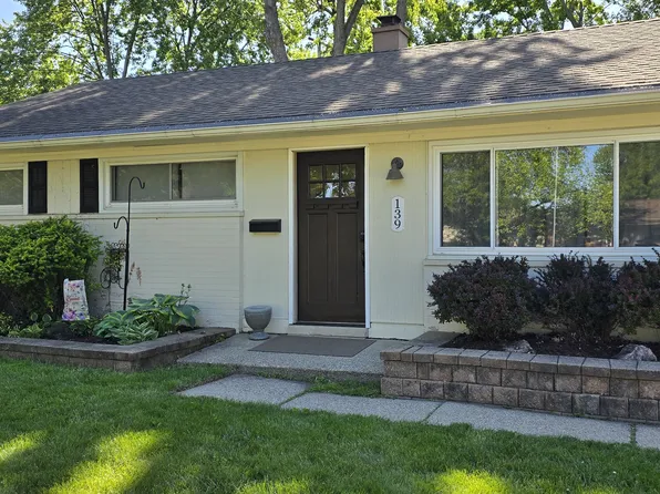 139 Kenyon Dr, Troy, MI 48083