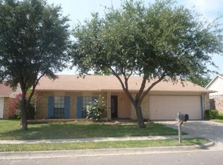 1520 Carlsbad Dr, Arlington, TX 76018