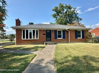 4401 Alicent Ct, Woodlawn Park, KY 40207