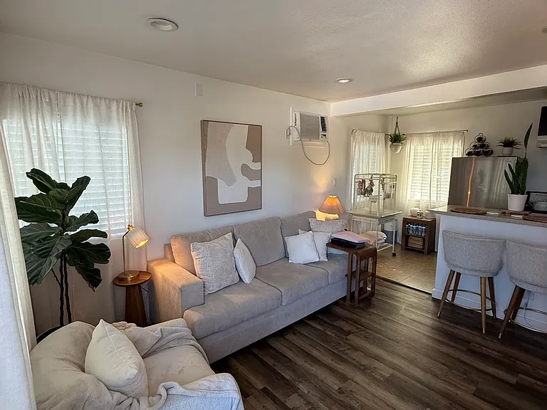 6726 1/2 E Marcelle St — Photo 4