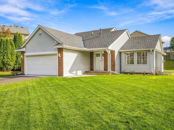 342 Parkview Ln S, Maplewood, MN 55119