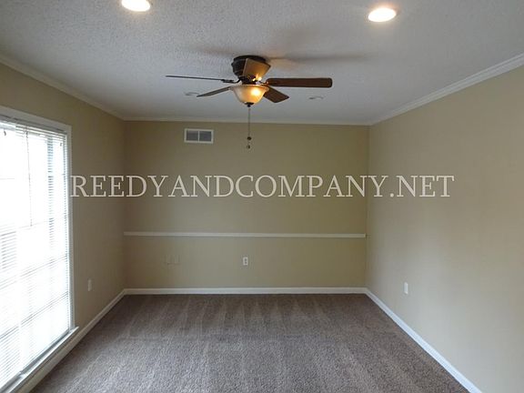 3rd image of 2976 Oakland Hills Cv