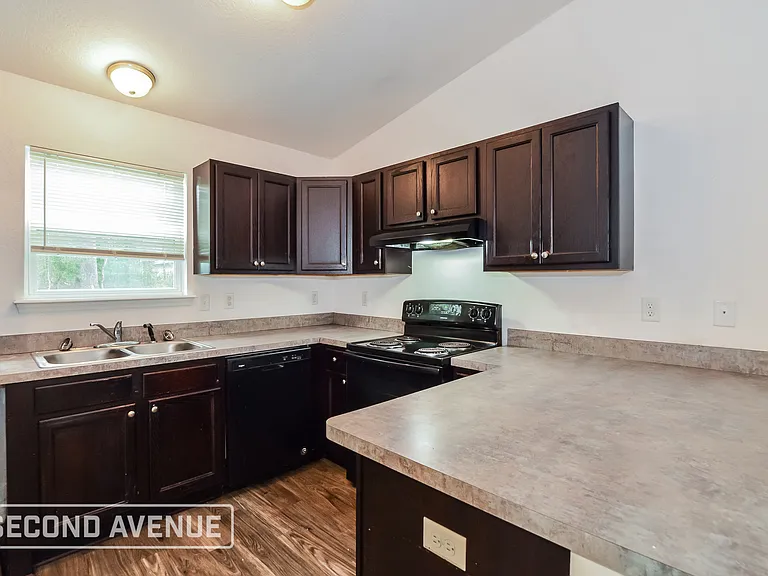 5279 NW 53rd St — Photo 6